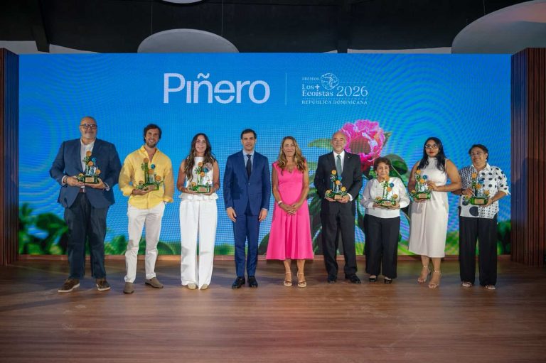 Banco BHD y Casa Brugal reciben reconocimientos por su liderazgo en sostenibilidad empresarial